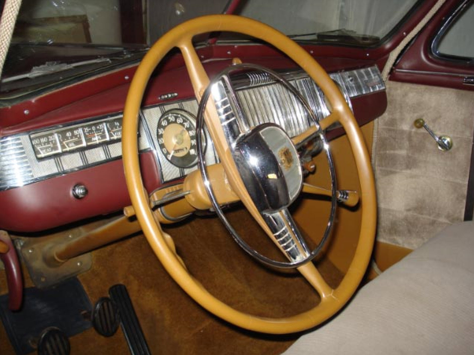 1946 Dodge Deluxe